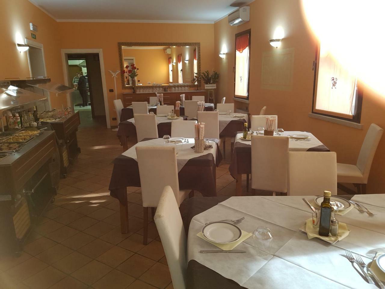 Albergo Ristorante Al Gallo Sanguinetto Екстер'єр фото